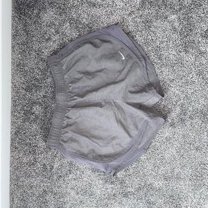 Women’s Nike Tempo Dry Core 3” Running Shorts.